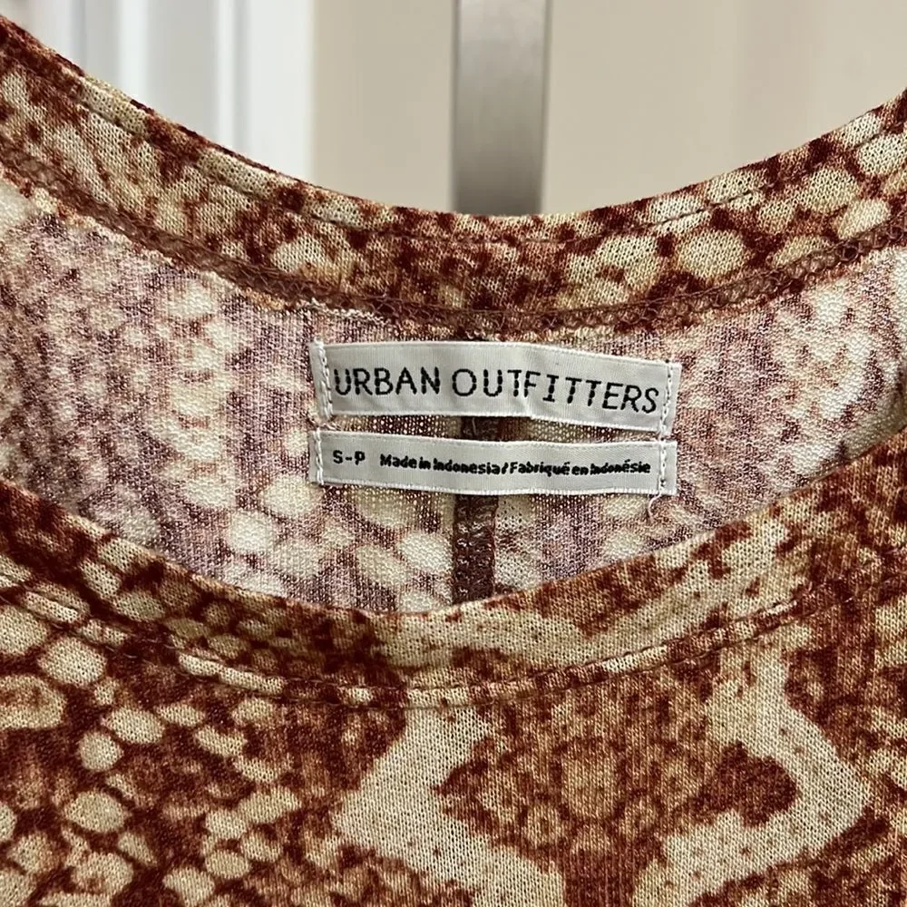 UO Cami  - Picture 6 of 7